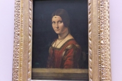 5864